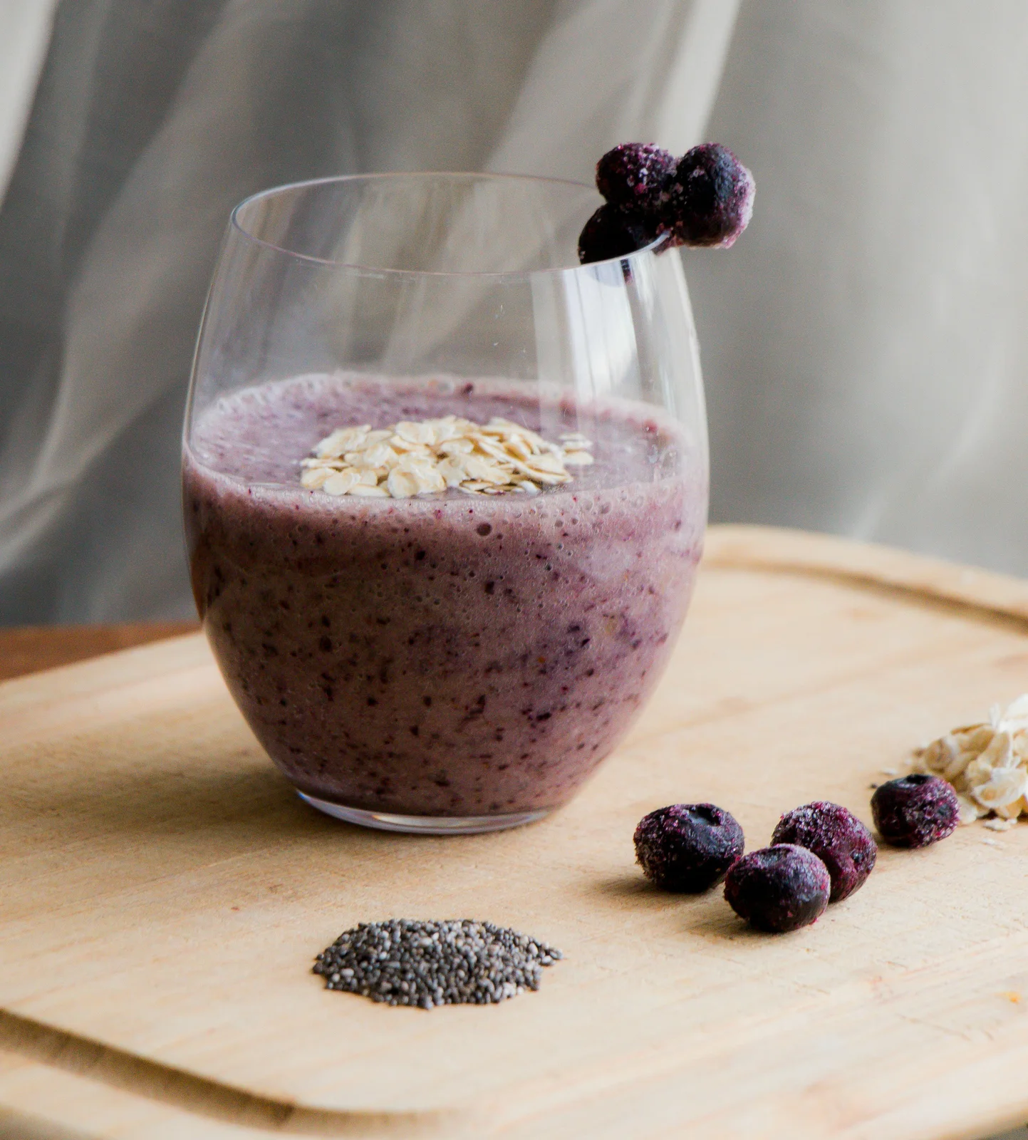 Berry Apple Chia Smoothie