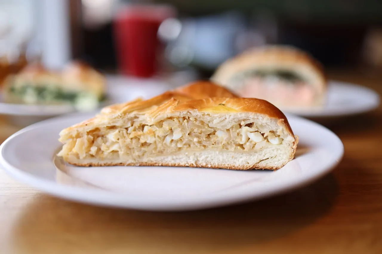 Cabbage Pie on Kefir Batter
