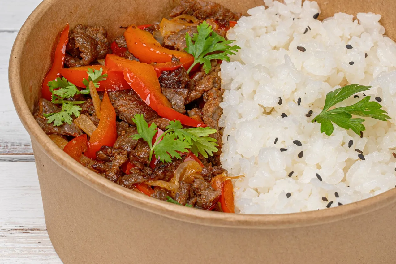 Spicy mexican beef bowl